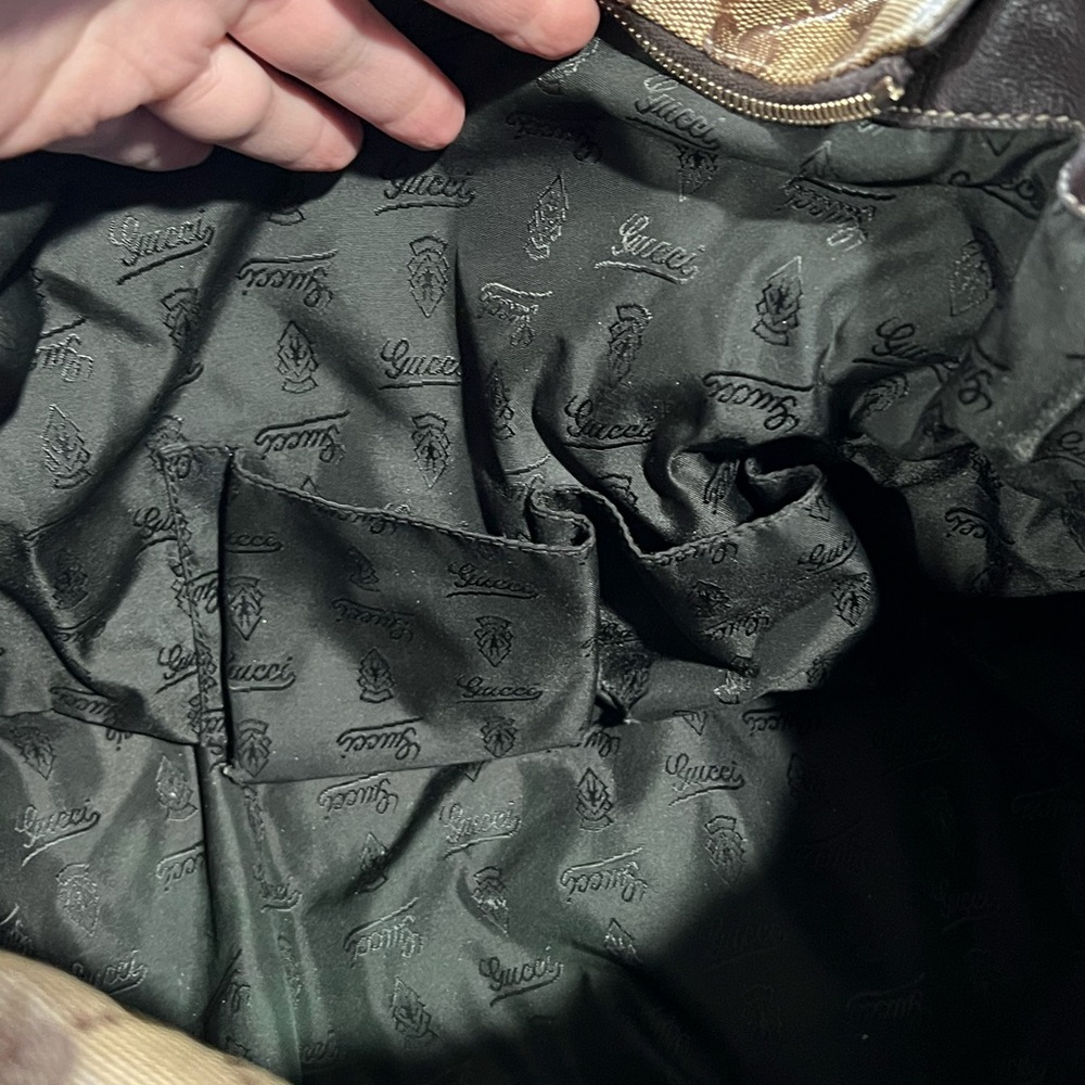 Gucci Hysteria Beige and BrownCrystal Large GG Water-resistant Shoulder Bag - Picture 3 of 16